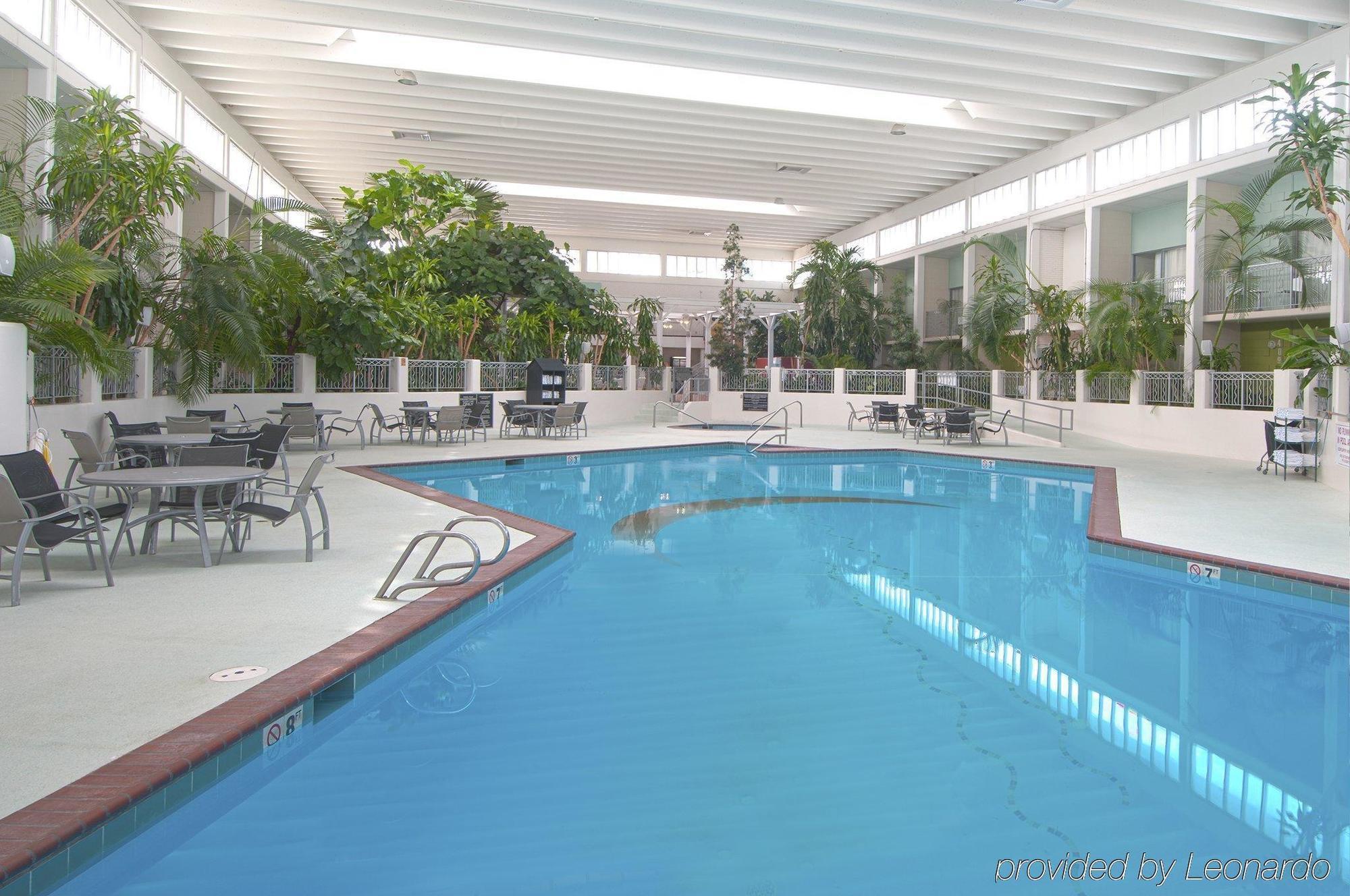 Hotel Oasis & Conv. Center, Ascend Collection