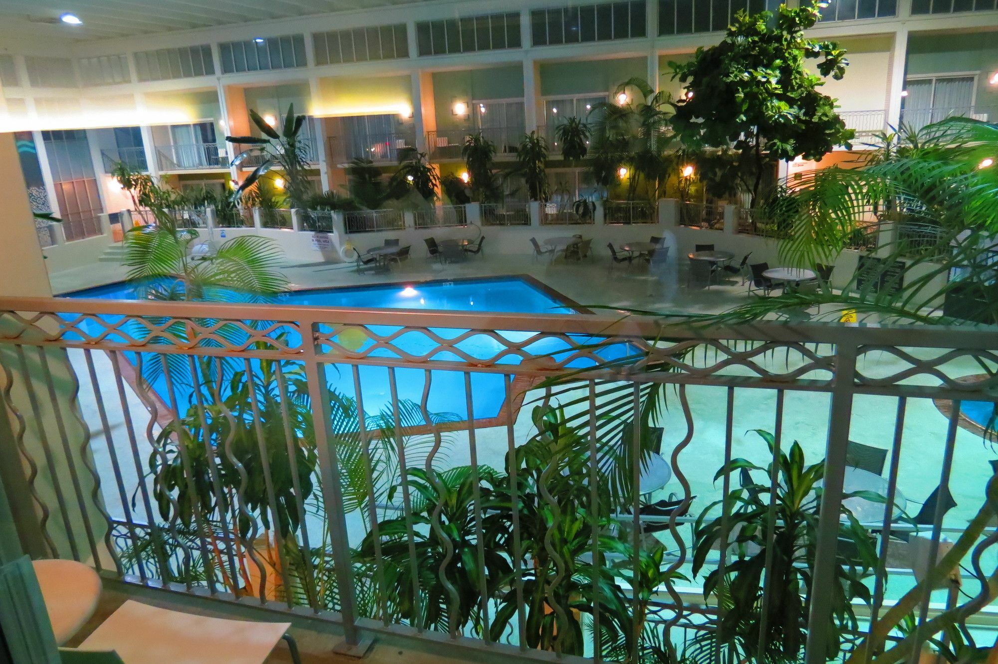 Oasis & Conv. Center, Ascend Collection 3* Springfield