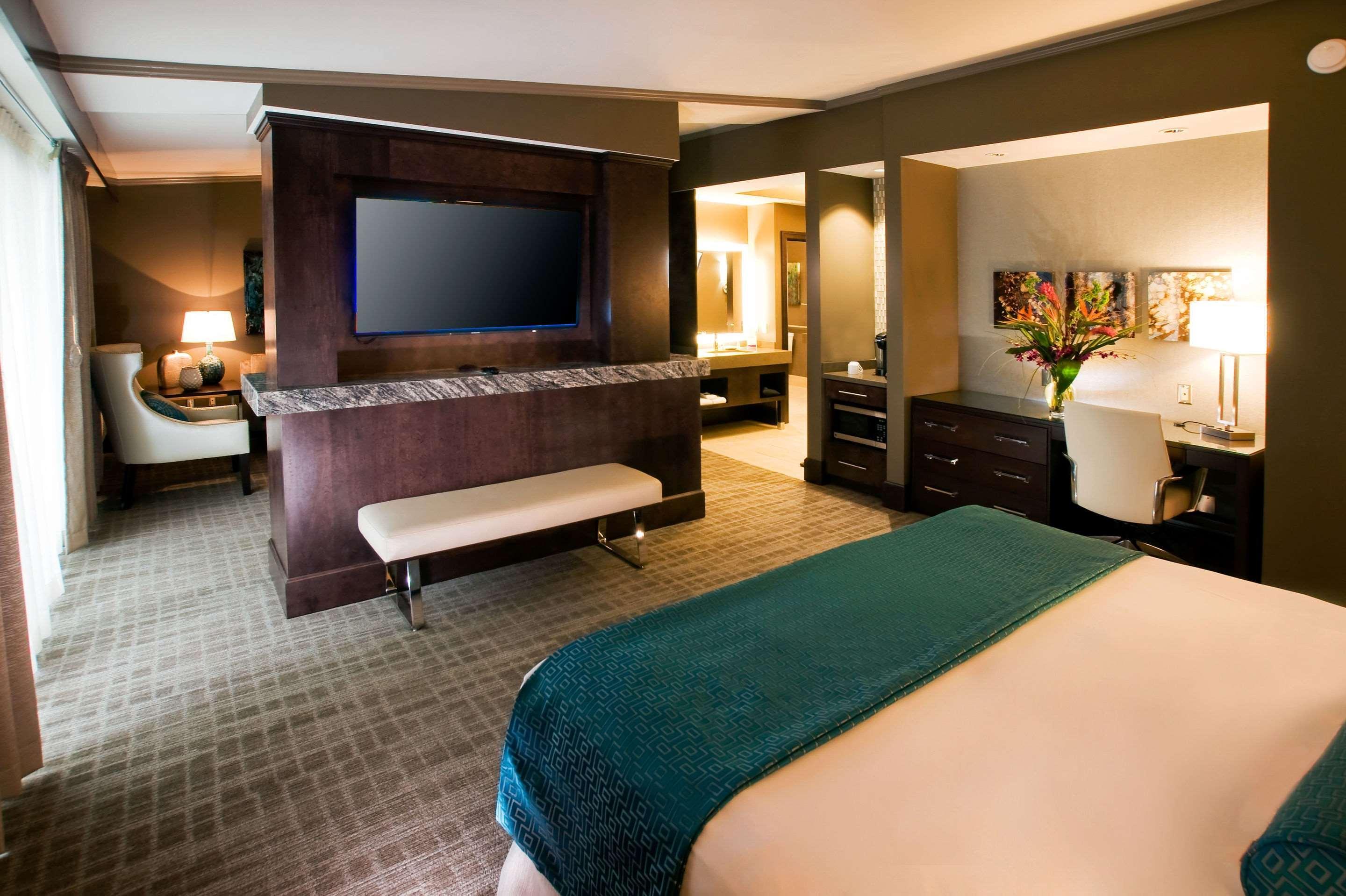Oasis & Conv. Center, Ascend Collection 3*