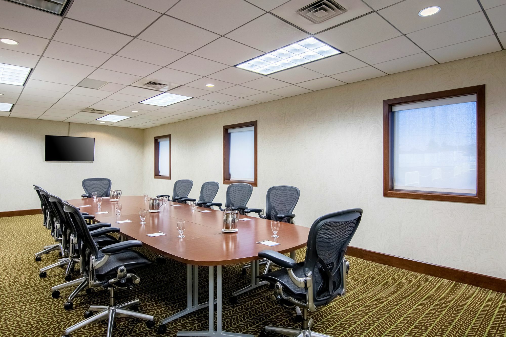 Oasis & Conv. Center, Ascend Collection Hotel