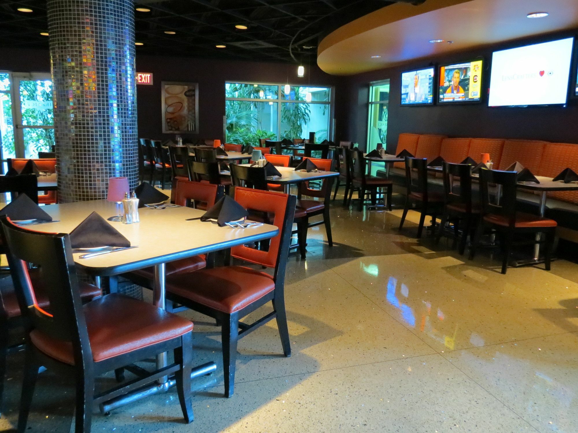 Oasis & Conv. Center, Ascend Collection 3*